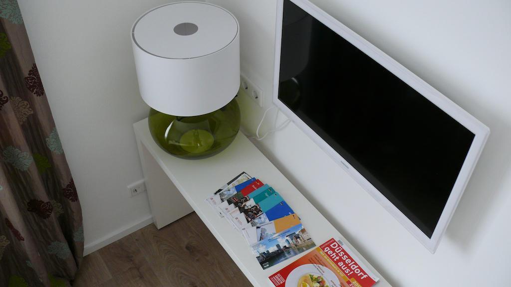 Appartement Moltke 120 à Düsseldorf Extérieur photo
