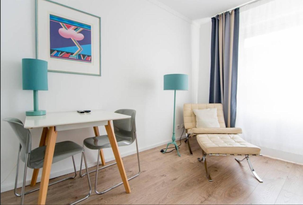 Appartement Moltke 120 à Düsseldorf Extérieur photo