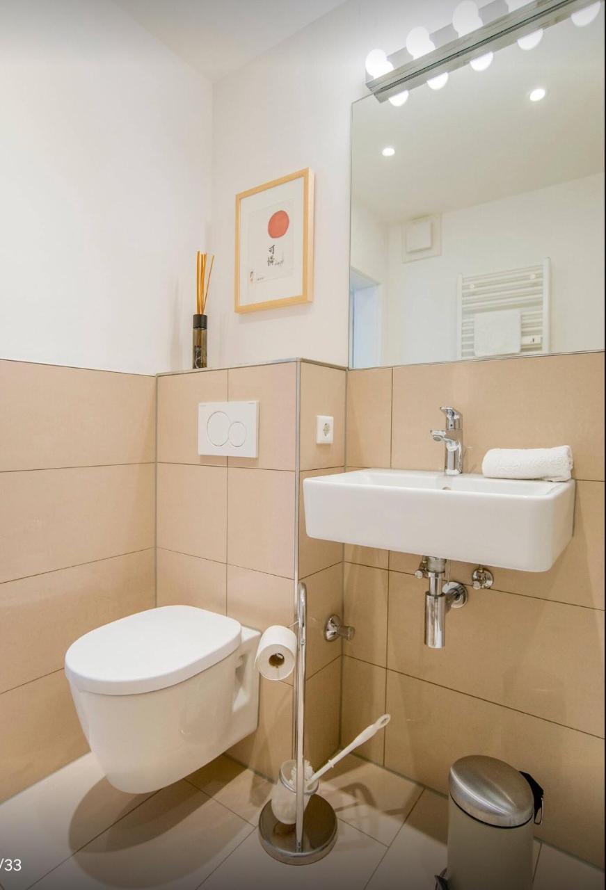 Appartement Moltke 120 à Düsseldorf Extérieur photo